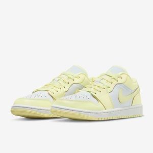 Air Jordan 1 Low Women's Shoe